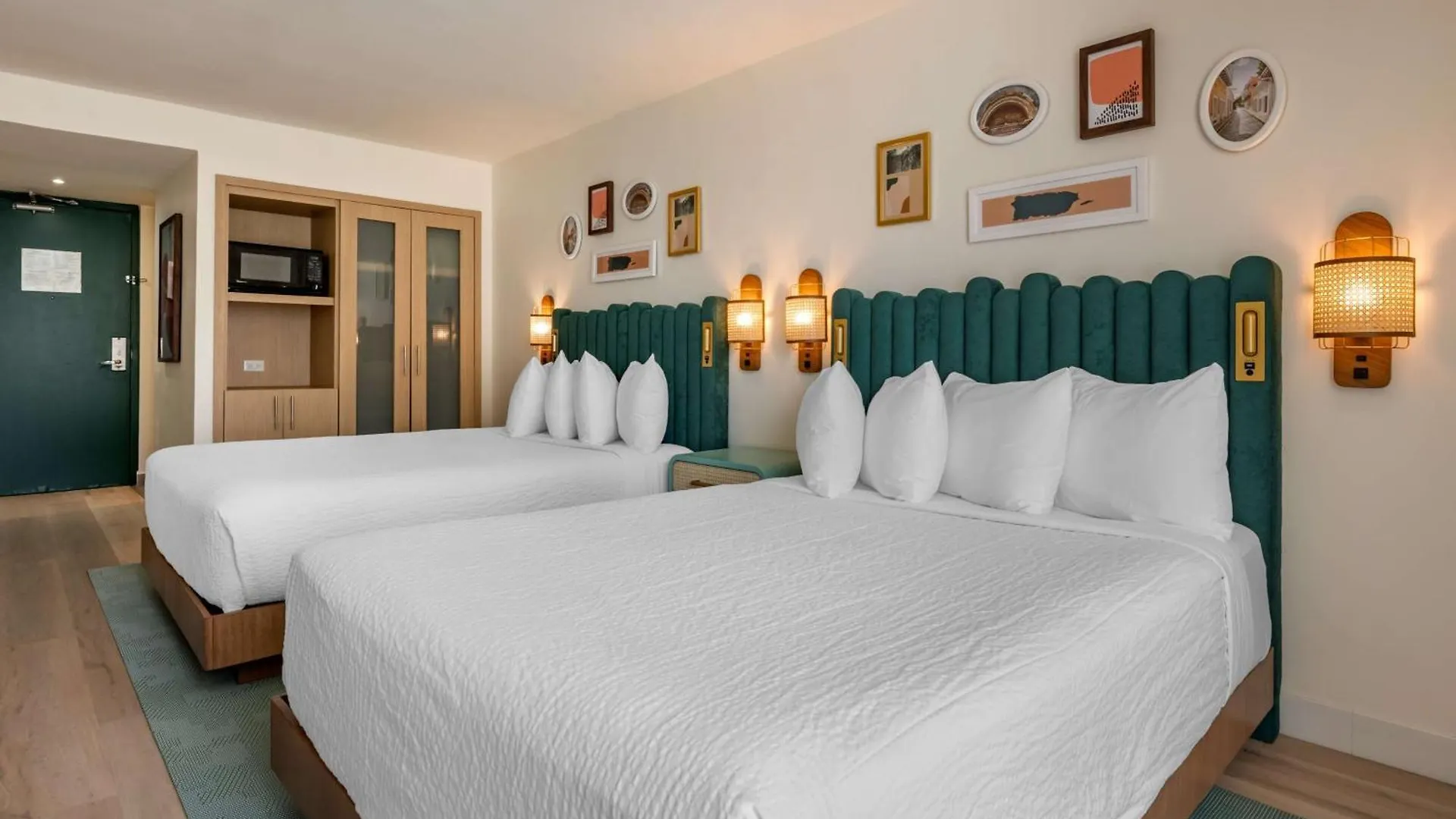 Condado Palm Inn San Juan, Tapestry Collection By Hilton Hotel