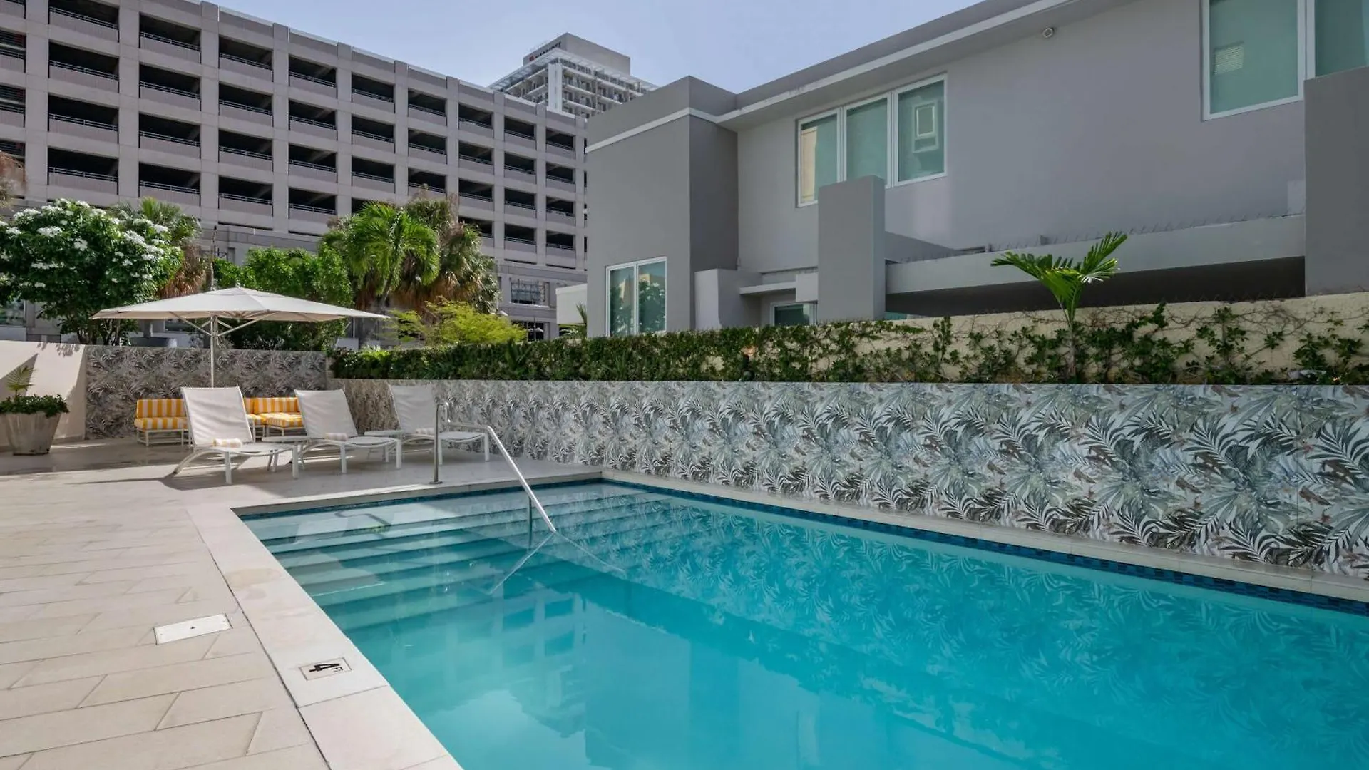 Condado Palm Inn San Juan, Tapestry Collection By Hilton Hotel