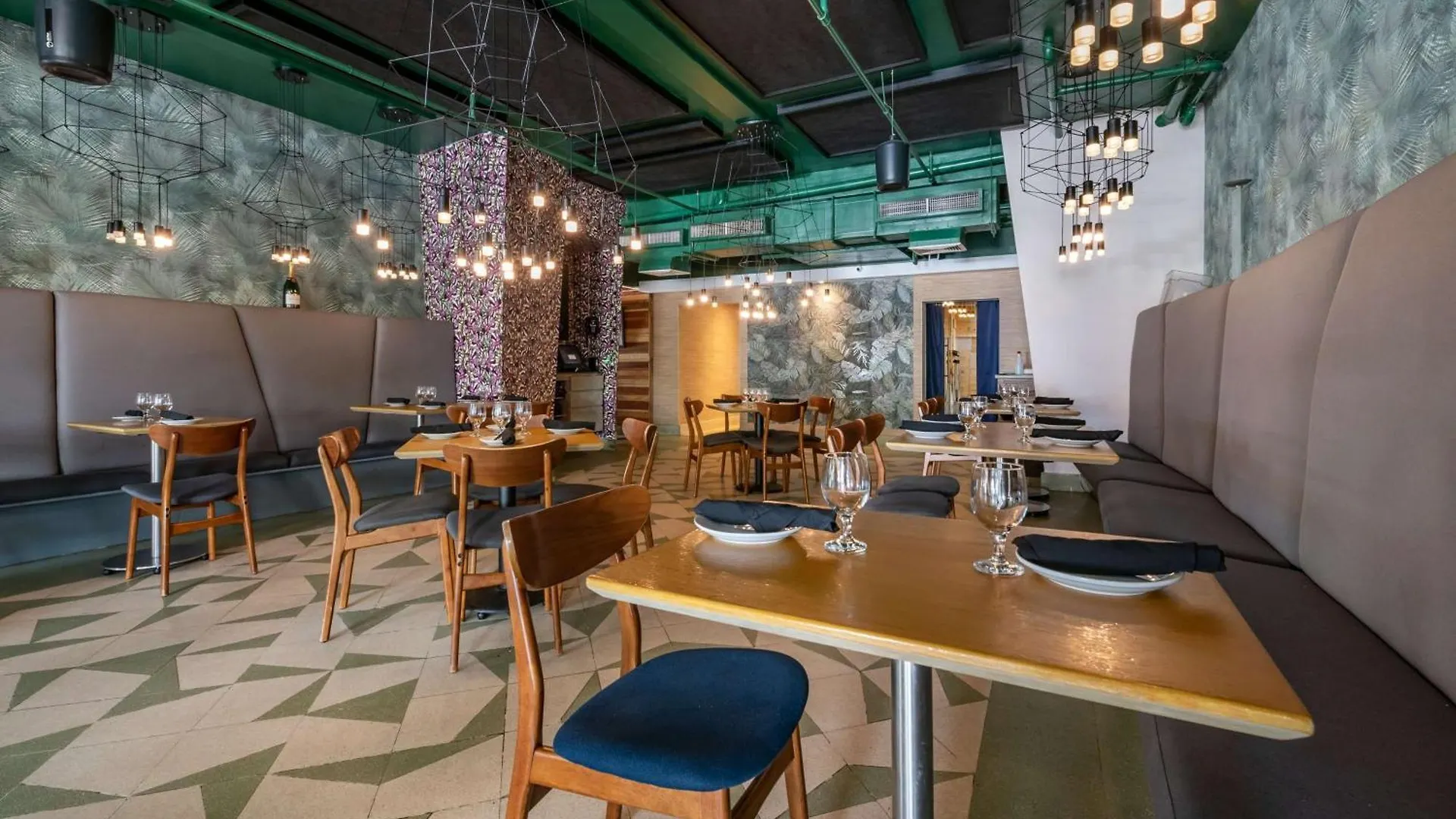 Condado Palm Inn San Juan, Tapestry Collection By Hilton Hotel