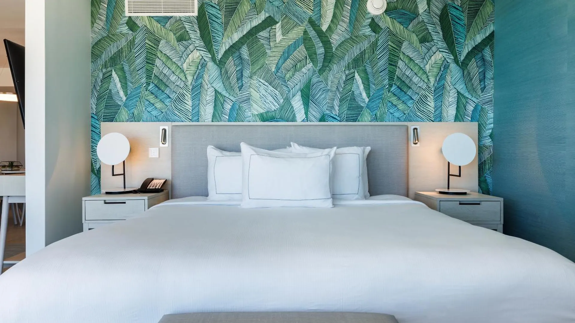 Condado Palm Inn San Juan, Tapestry Collection By Hilton Hotel